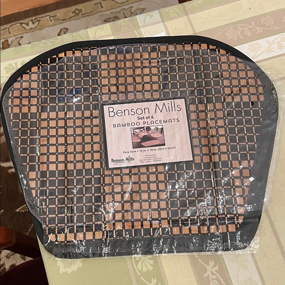 Benson Mills Bamboo Placemats - Black and Brown (4)